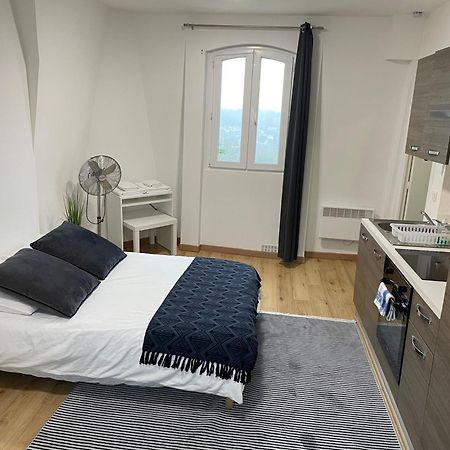 Studio Tres Agreable A Chessy Ngoại thất bức ảnh